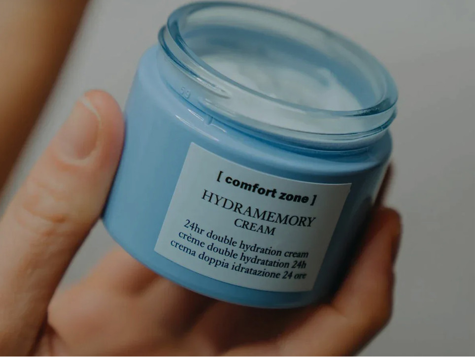 ЛІКУВАННЯ ПОШКОДЖЕНОГО ГІДРОЛІПІДНОГО БАР'ЄРУ ШКІРИ