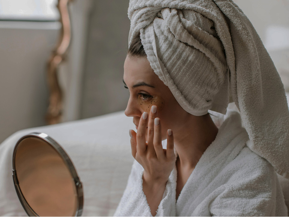 ЯК ПОЗБУТИСЯ ТЕМНИХ КІЛ ПІД ОЧИМА: ПРИЧИНИ ТА ДІЄВІ ЗАСОБИ