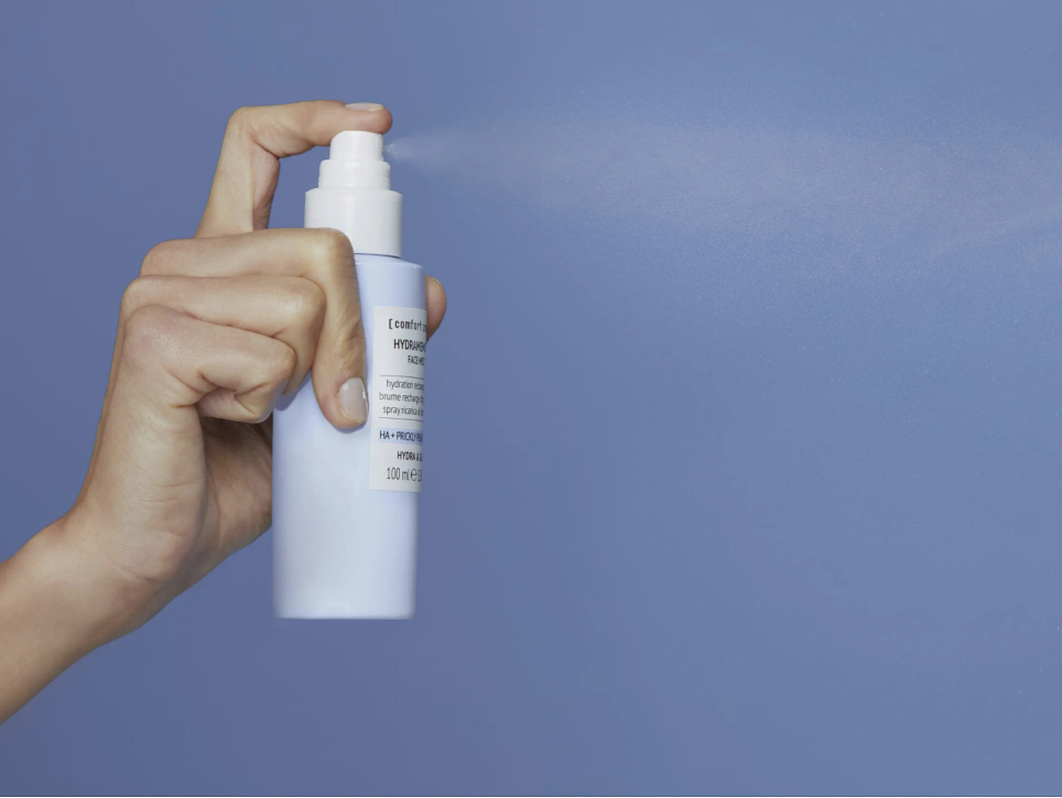 ЧОМУ МОЯ ШКІРА ТАКА СУХА НАВІТЬ ПІСЛЯ ЗВОЛОЖЕННЯ?